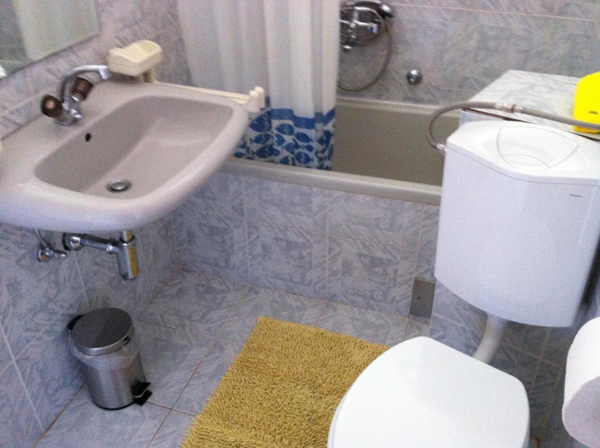 Ferienwohnung Casa Blanka Novi Vinodolski Exterior foto